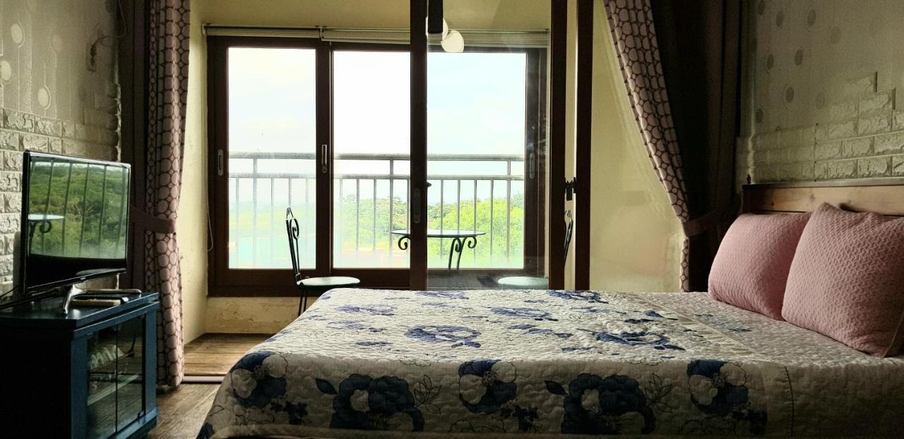 Jun House Vandrarhem Jeju Exteriör bild